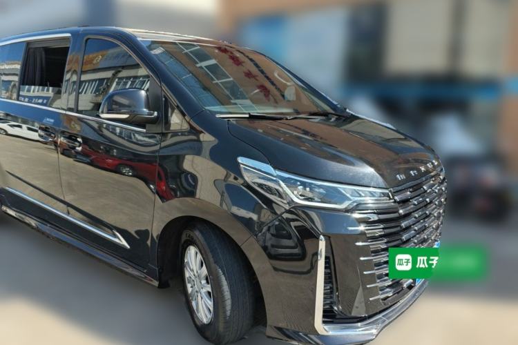 Used SAIC MAXUS G10 2025 MAX 2.0T Automatic Luxury Edition Diesel 7-Seater Front Right 45 Deg