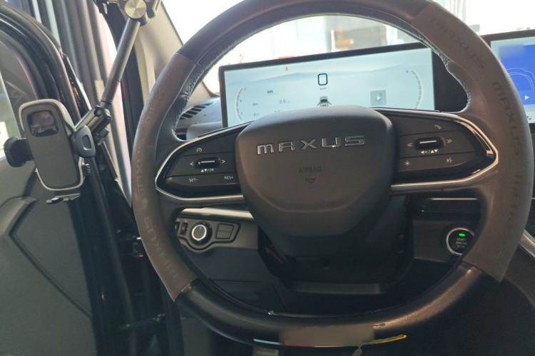 Used SAIC MAXUS G10 2025 MAX 2.0T Automatic Luxury Edition Diesel 7-Seater Steering Wheel