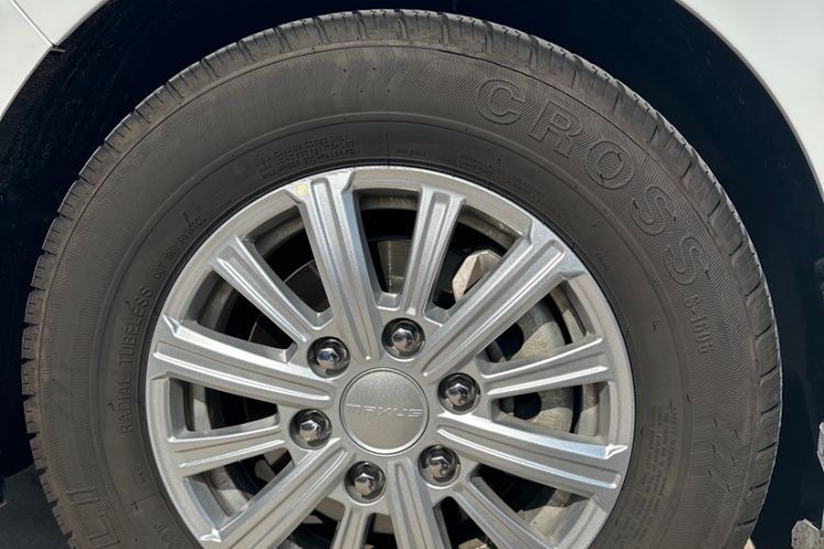 Used SAIC MAXUS G10 2025 MAX 2.0T Automatic Luxury Edition Diesel 7-Seater Exterior 5