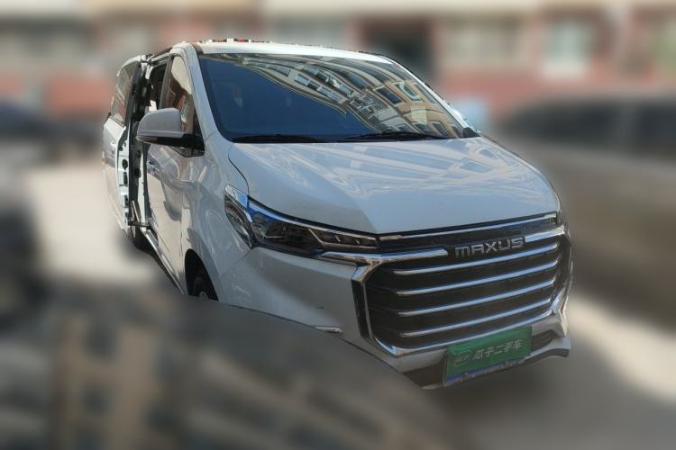 Used SAIC MAXUS G10 2025 2.0L Manual Mid-Range Travel Edition CNG 7-Seater Front Right 45 Deg