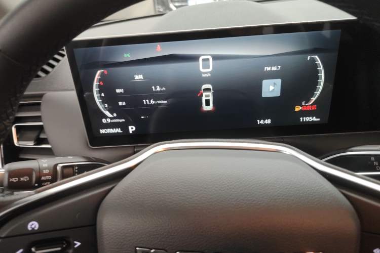 Used SAIC MAXUS G10 2025 MAX 2.0T Automatic Executive Edition Gasoline 7-Seater Instrument Cluster