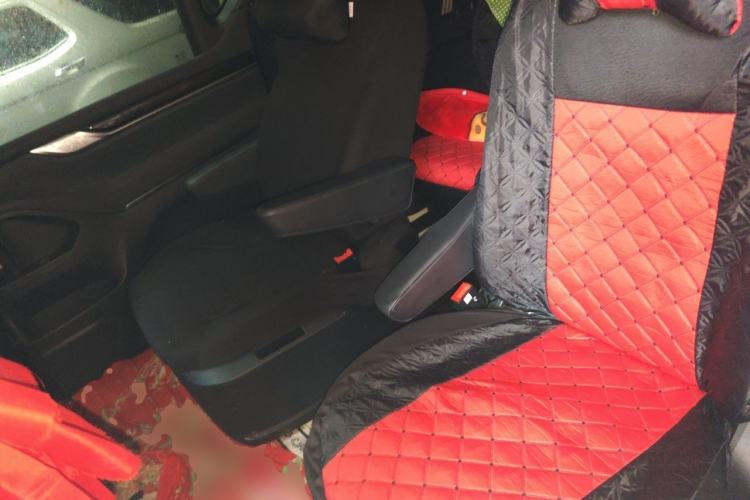 Used SAIC MAXUS G10 2025 MAX 2.0T Automatic Flagship Edition Gasoline 7-Seater Left Rear Seat