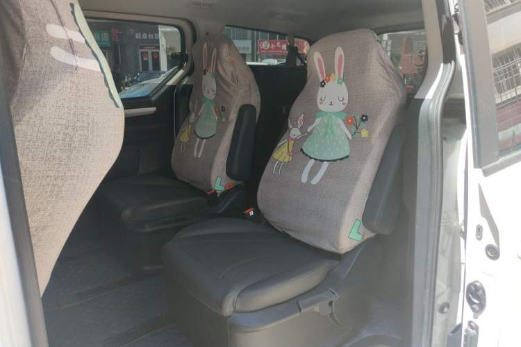 Used SAIC MAXUS G10 2025 2.0L Manual Mid-Range Travel Edition CNG 7-Seater Left Rear Seat