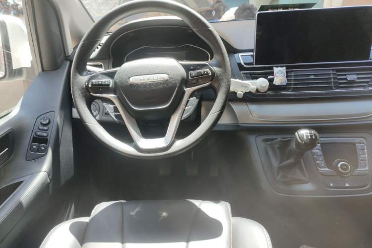 Used SAIC MAXUS G10 2025 2.0L Manual Mid-Range Travel Edition CNG 7-Seater Steering Wheel