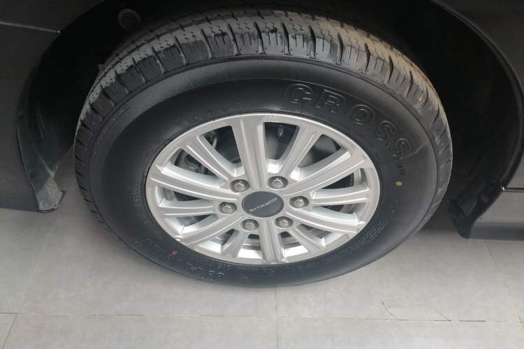 Used SAIC MAXUS G20 2023 Facelifted ES 2.0T Gasoline Automatic Value Edition Exterior 2