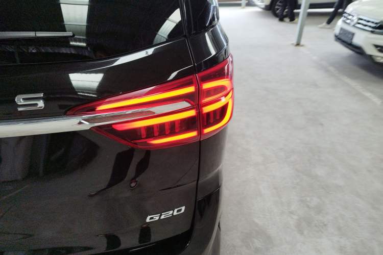 Used SAIC MAXUS G20 2020 2.0T Gasoline Automatic ZhiZun Edition Exterior 6