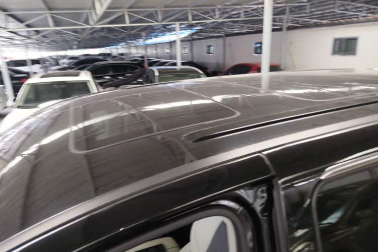Used SAIC MAXUS G20 2020 2.0T Gasoline Automatic ZhiZun Edition Roof