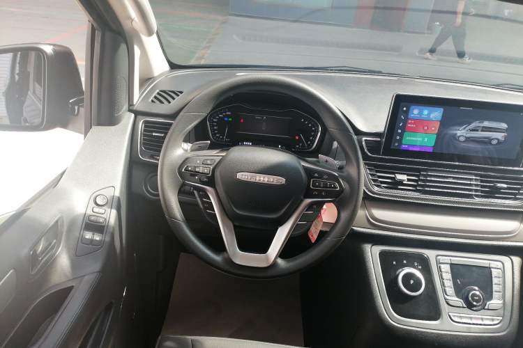 Used SAIC MAXUS G20 2023 Facelifted ES 2.0T Gasoline Automatic Value Edition Steering Wheel