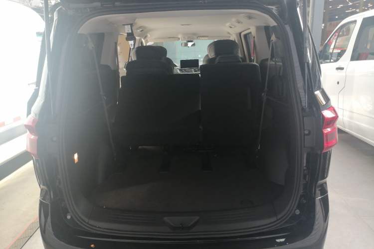 Used SAIC MAXUS G20 2023 Facelifted ES 2.0T Gasoline Automatic Value Edition Trunk