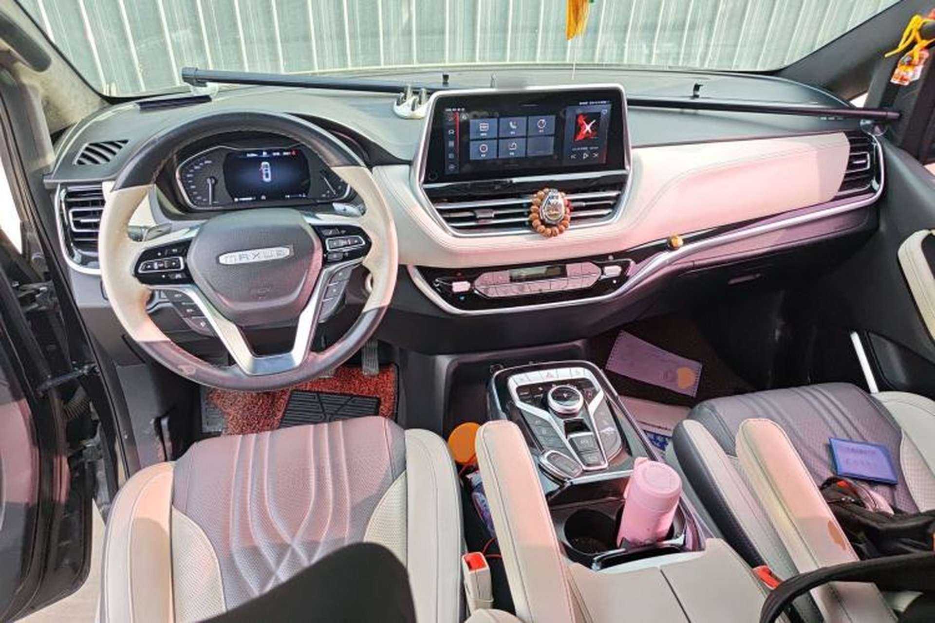 Used SAIC MAXUS G20 2019 First Edition 2.0T Automatic ZhiZun Version China V Standard Center Console