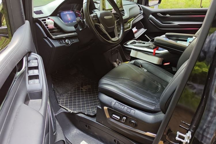 Used SAIC MAXUS G20 2019 First Edition 2.0T Automatic ZhiZun Version China V Standard Driver Seat