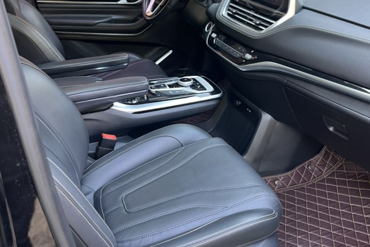 Used SAIC MAXUS G20 2019 First Edition 2.0T Automatic ZhiZun Version China V Standard Interior 9