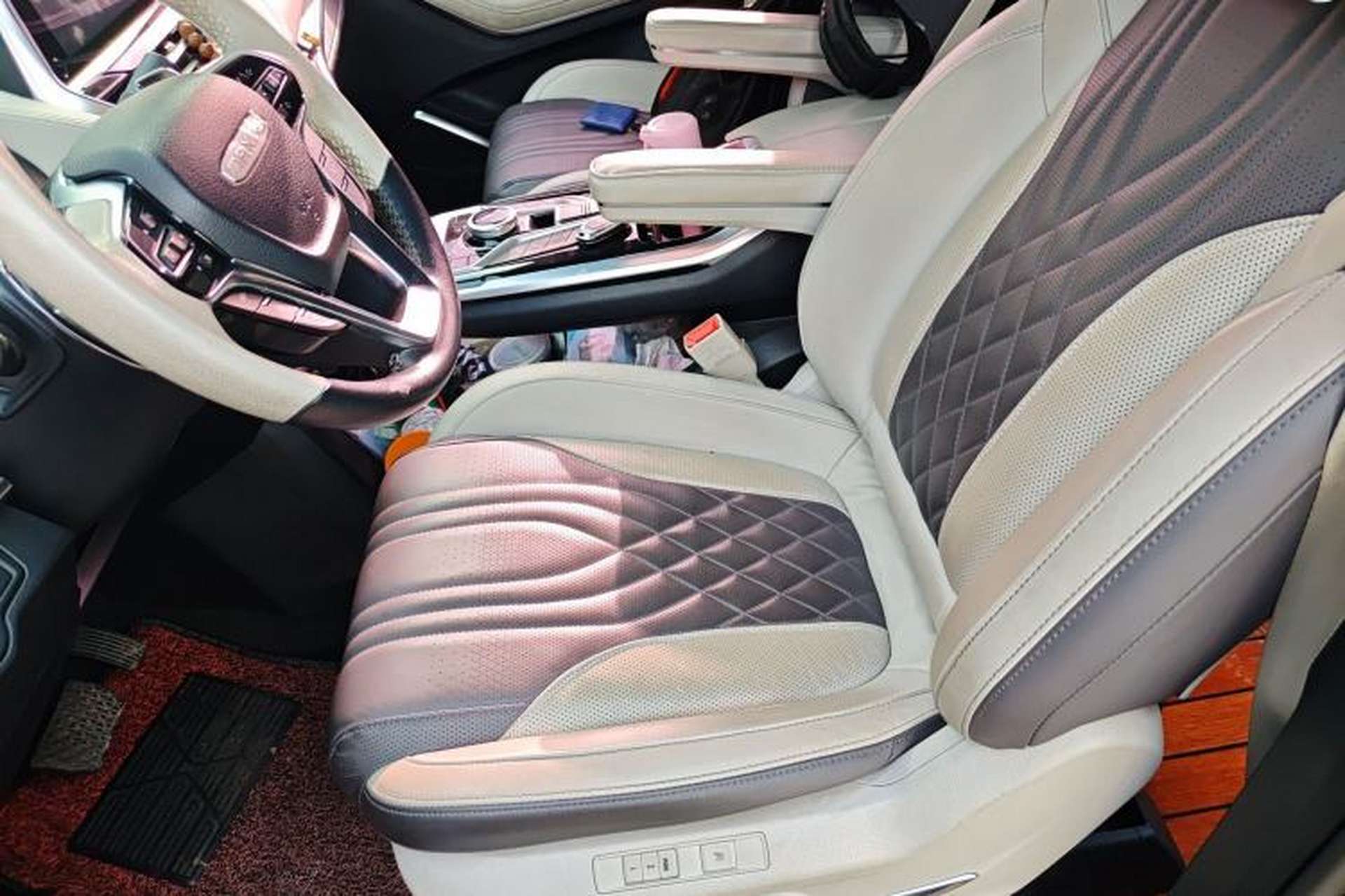 Used SAIC MAXUS G20 2019 First Edition 2.0T Automatic ZhiZun Version China V Standard Left Front Seat