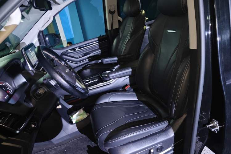 Used SAIC MAXUS G20 2019 First Edition 2.0T Automatic Luxury Executive Version China V Standard Left Front Seat