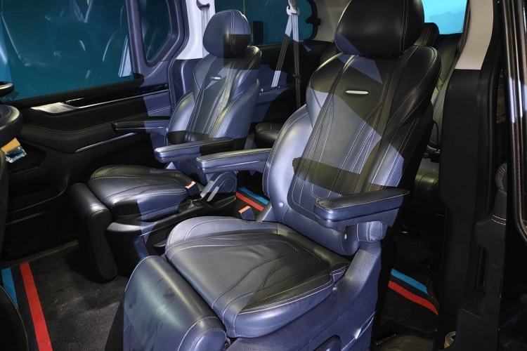 Used SAIC MAXUS G20 2019 First Edition 2.0T Automatic Luxury Executive Version China V Standard Left Rear Seat