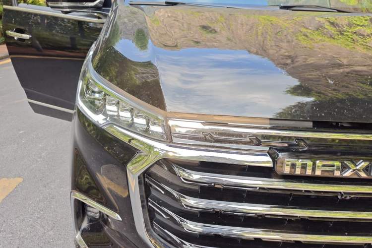Used SAIC MAXUS G20 2019 First Edition 2.0T Automatic ZhiZun Version China V Standard Right Front Headlight
