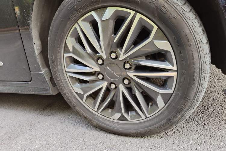 Used SAIC MAXUS G20 2019 First Edition 2.0T Automatic ZhiZun Version China V Standard Right Front Wheel Hub