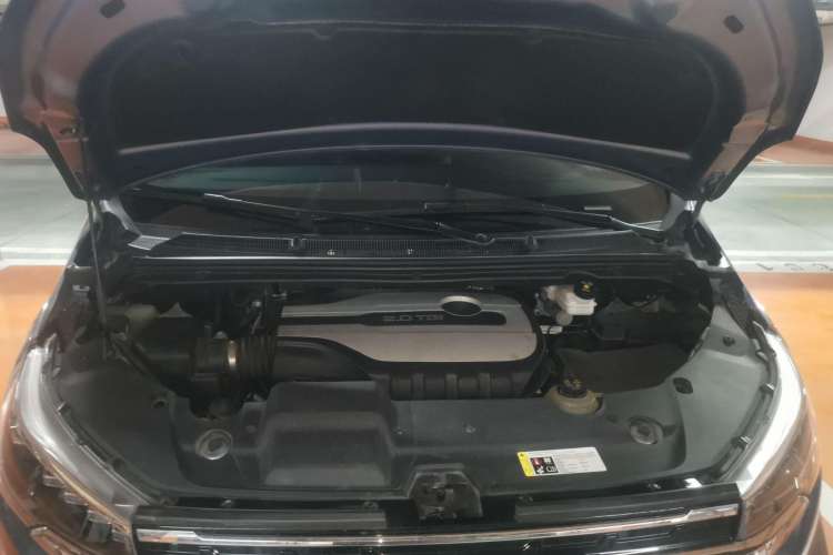 Used SAIC MAXUS G20 2019 First Edition 2.0T Automatic Luxury Version China V Standard Engine Bay