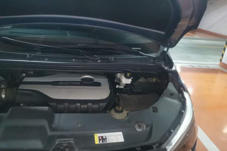Used SAIC MAXUS G20 2019 First Edition 2.0T Automatic Luxury Version China V Standard Engine Bay Left