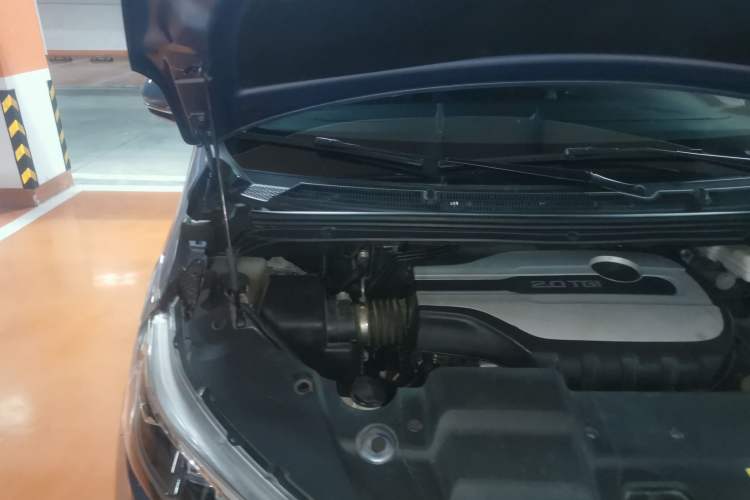 Used SAIC MAXUS G20 2019 First Edition 2.0T Automatic Luxury Version China V Standard Engine Bay Right
