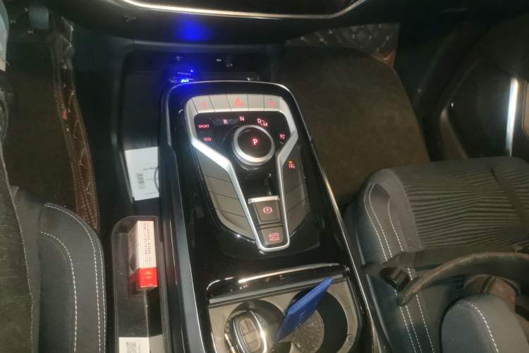 Used SAIC MAXUS G20 2019 First Edition 2.0T Automatic Luxury Version China V Standard Gear Lever