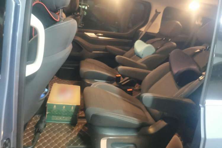 Used SAIC MAXUS G20 2019 First Edition 2.0T Automatic Luxury Version China V Standard Left Rear Seat