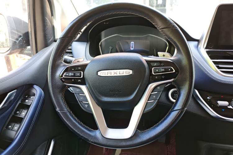 Used SAIC MAXUS G20 2019 First Edition 2.0T Automatic ZhiZun Version China V Standard Steering Wheel