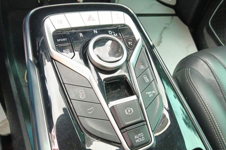 Used SAIC MAXUS G20  Gear Lever