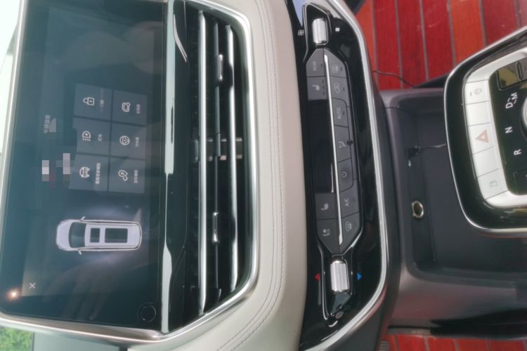 Used SAIC MAXUS G20 2019 First Edition 2.0T Automatic ZhiZun Version China V Standard Audio And AC Panel