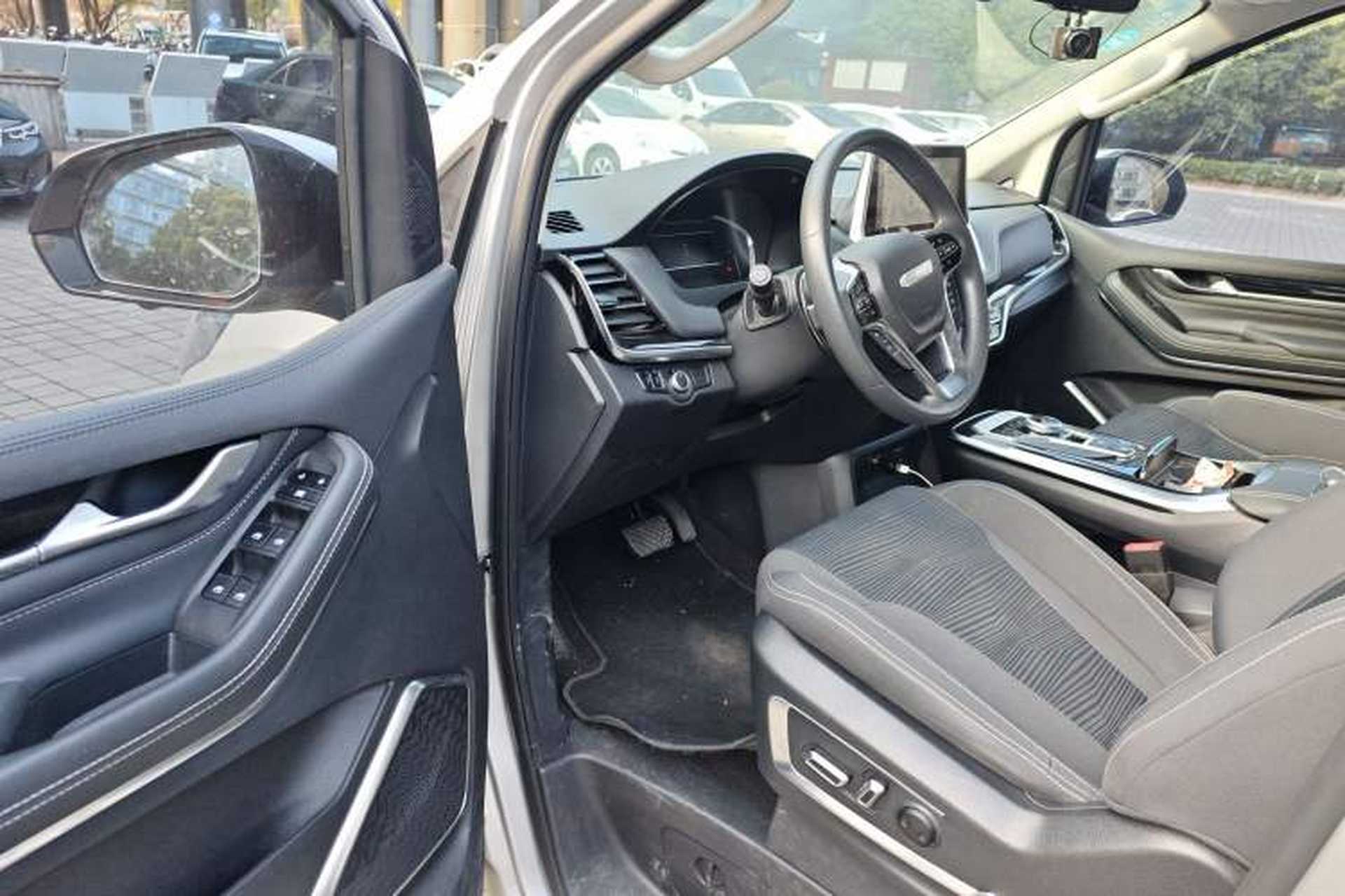 Used SAIC MAXUS G20 2019 First Edition 2.0T Automatic Luxury Version China V Standard Driver Seat