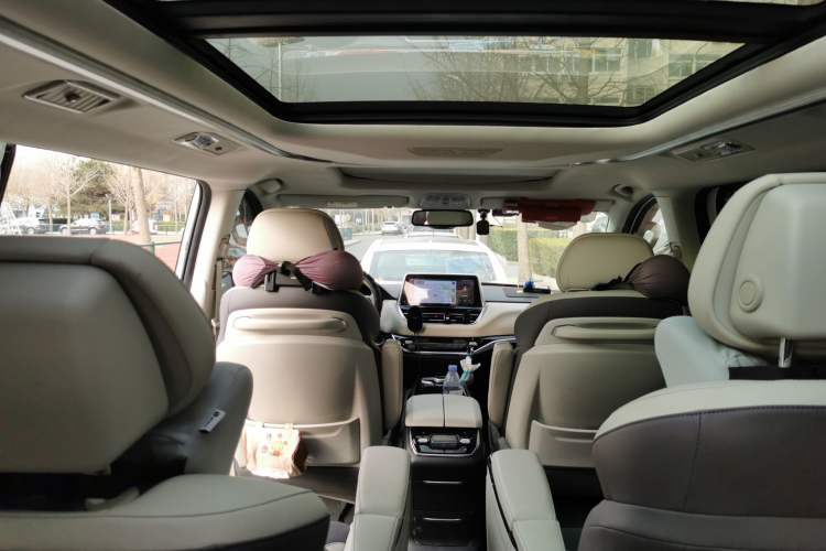 Used SAIC MAXUS G20 2019 First Edition 2.0T Automatic ZhiZun Version China V Standard Headliner