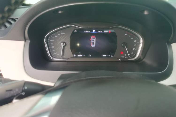 Used SAIC MAXUS G20 2019 First Edition 2.0T Automatic ZhiZun Version China V Standard Instrument Cluster