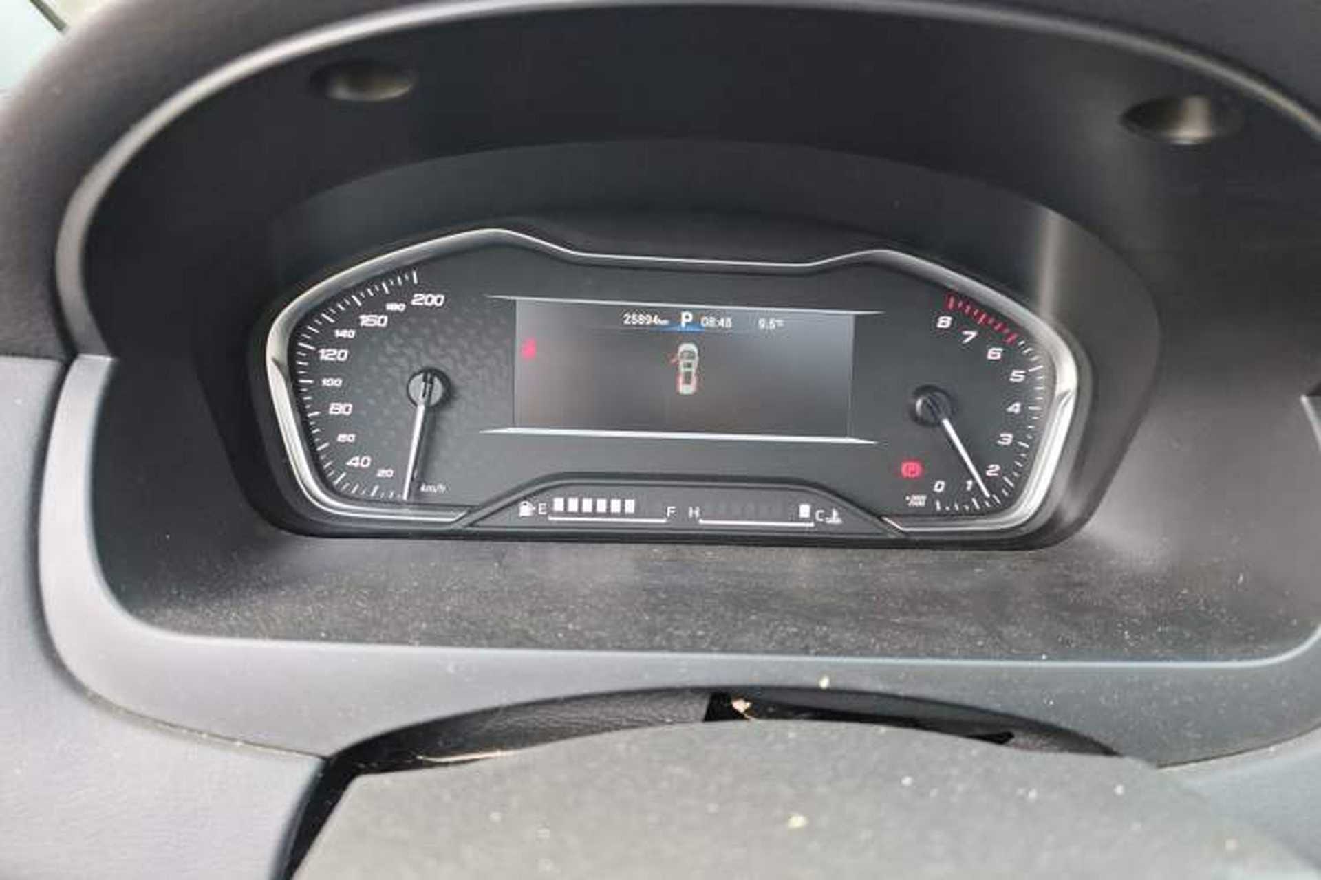 Used SAIC MAXUS G20 2019 First Edition 2.0T Automatic Luxury Version China V Standard Instrument Cluster