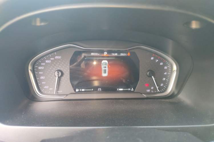 Used SAIC MAXUS G20 2019 First Edition 2.0T Automatic ZhiZun Version China V Standard Instrument Cluster