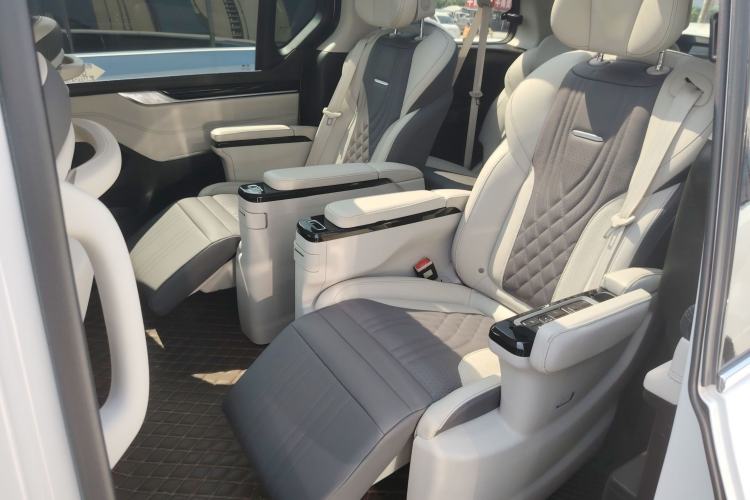 Used SAIC MAXUS G20 2019 First Edition 2.0T Automatic ZhiZun Version China V Standard Interior 2