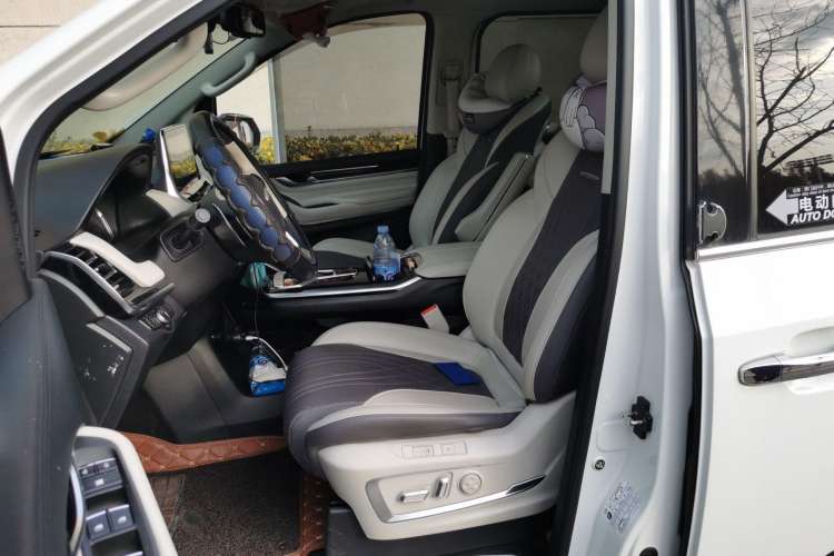 Used SAIC MAXUS G20 2019 First Edition 2.0T Automatic ZhiZun Version China V Standard Left Front Seat