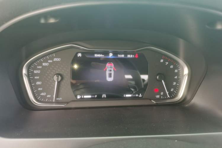 Used SAIC MAXUS G20 2019 First Edition 2.0T Automatic ZhiZun Version China V Standard Odometer Close Up