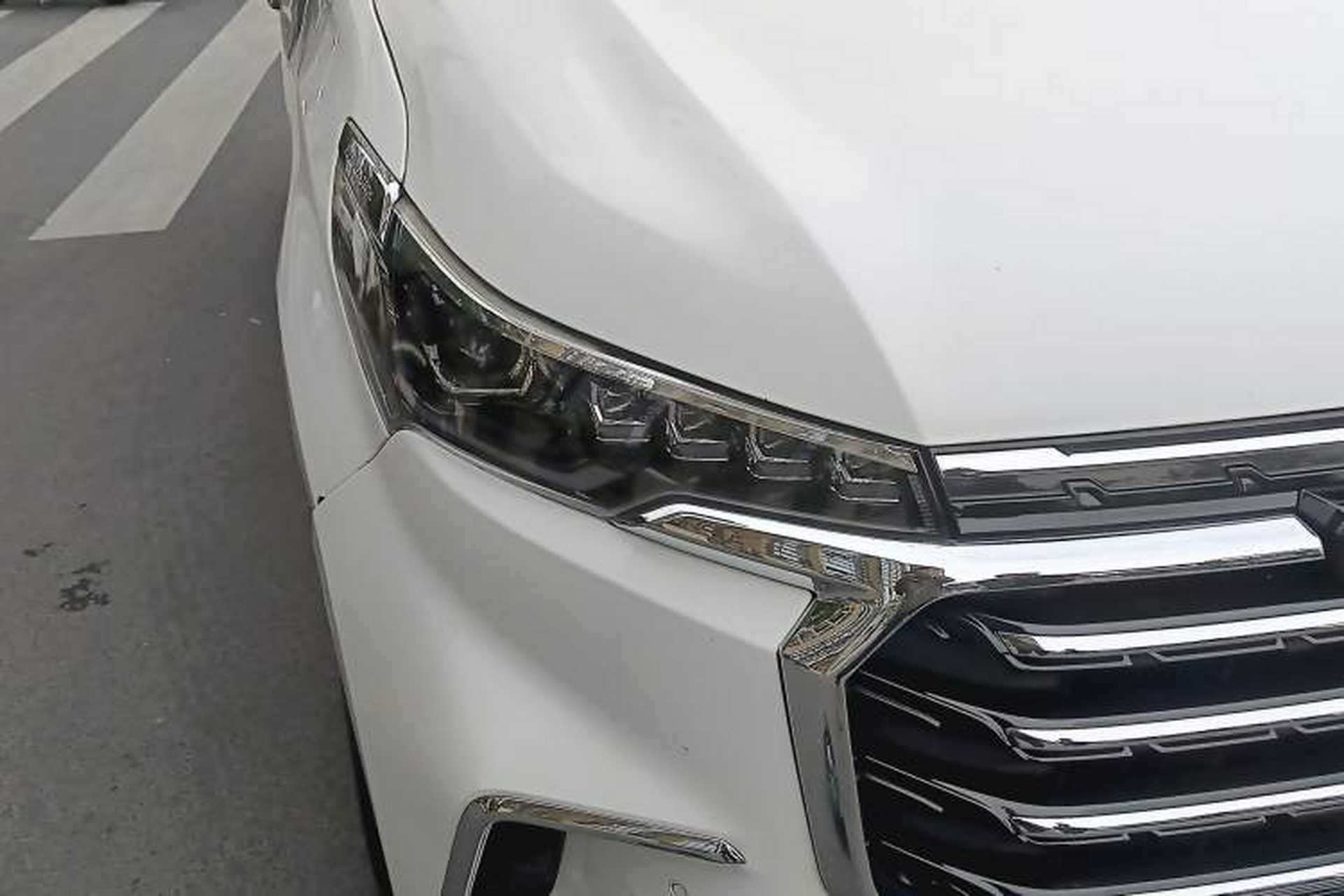Used SAIC MAXUS G20 2019 First Edition 2.0T Automatic Luxury Version China V Standard Right Front Headlight