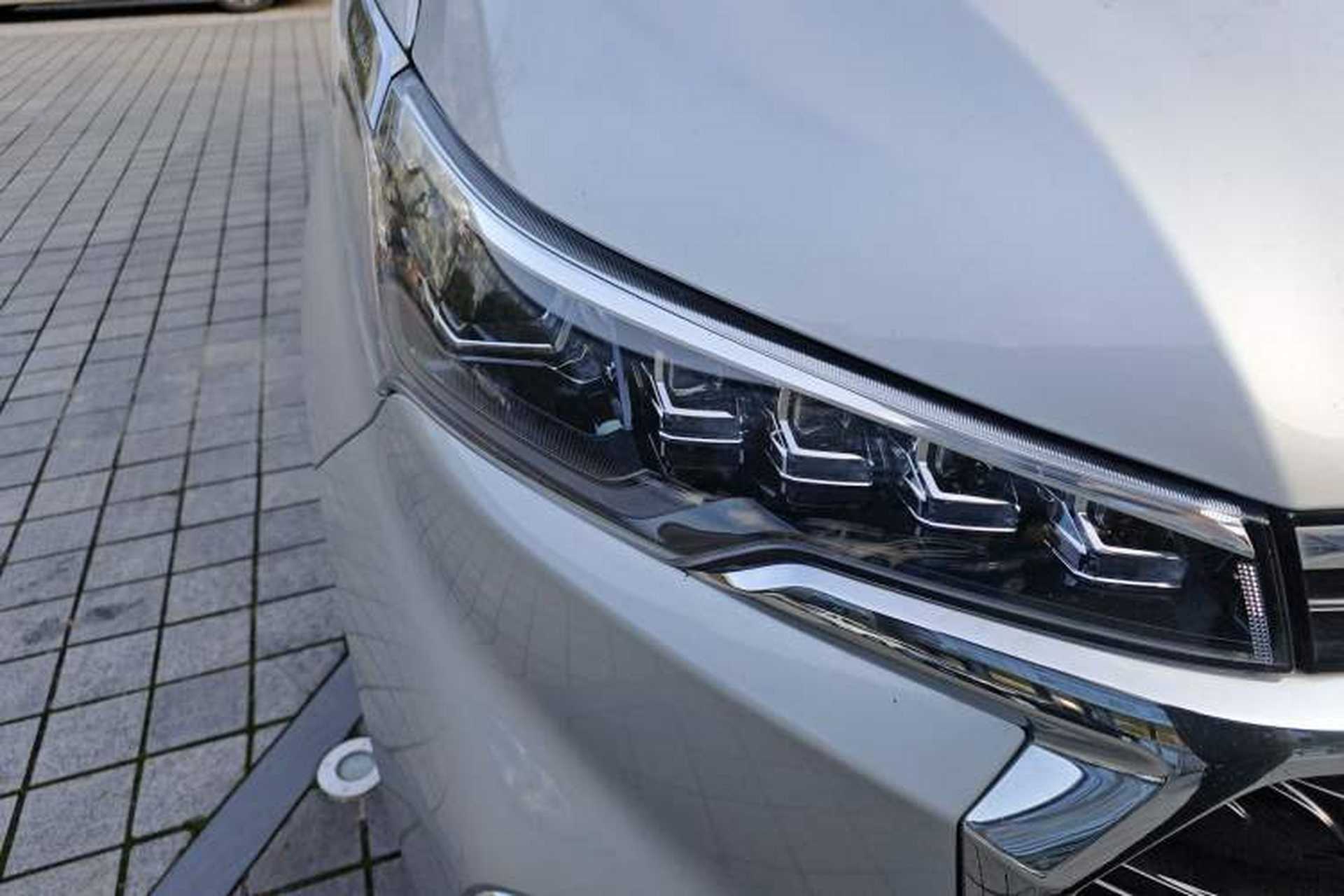 Used SAIC MAXUS G20 2019 First Edition 2.0T Automatic Luxury Version China V Standard Right Front Headlight