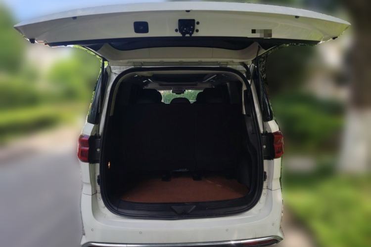 Used SAIC MAXUS G20 2019 First Edition 2.0T Automatic ZhiZun Version China V Standard Trunk