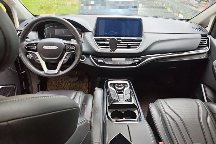 Used SAIC MAXUS G20 2020 2.0T Gasoline Automatic Luxury Edition Center Console