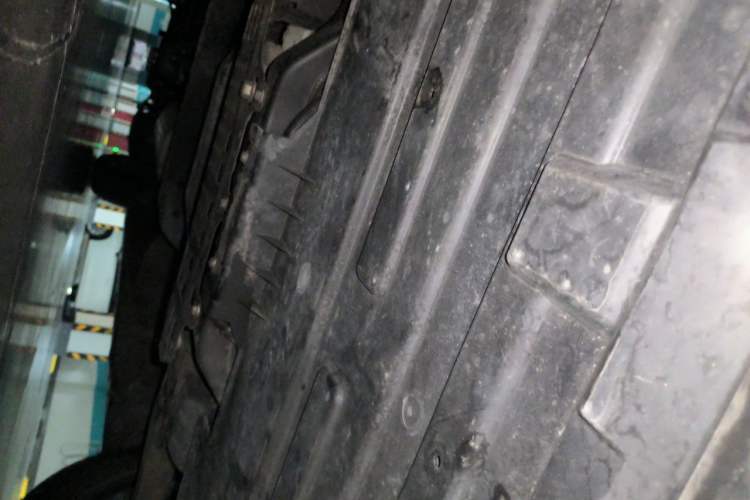 Used SAIC MAXUS G20 2020 2.0T Gasoline Automatic ZhiZun Edition Chassis Front