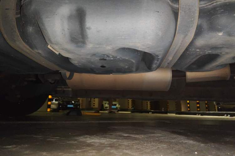 Used SAIC MAXUS G20 2020 2.0T Gasoline Automatic ZhiZun Edition Chassis Front Left