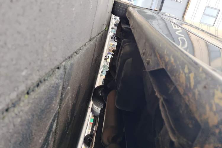 Used SAIC MAXUS G20 2020 2.0T Gasoline Automatic ZhiZun Edition Chassis Front Right