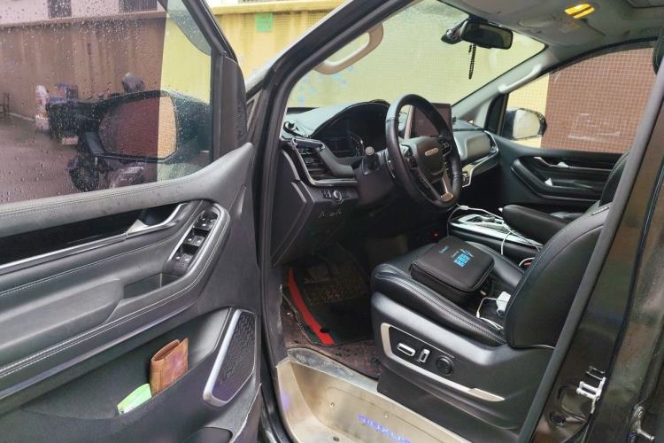 Used SAIC MAXUS G20 2020 2.0T Gasoline Automatic Luxury Edition Driver Seat