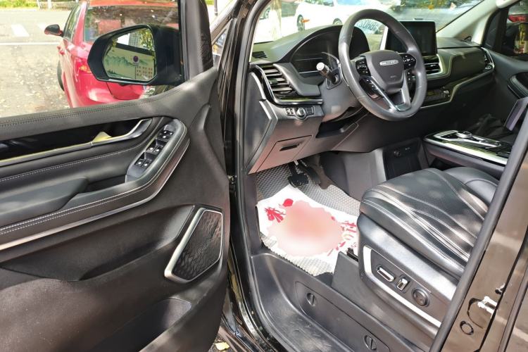 Used SAIC MAXUS G20 2020 2.0T Gasoline Automatic Luxury Edition Driver Seat