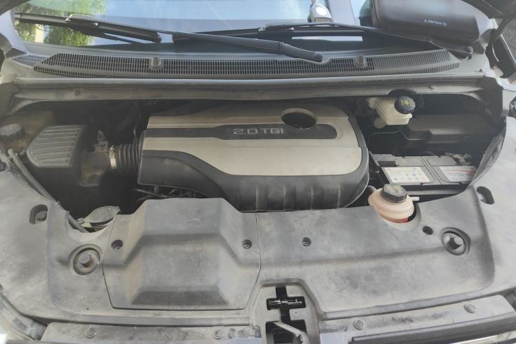 Used SAIC MAXUS G20 2020 2.0T Gasoline Automatic ZhiZun Edition Engine Bay