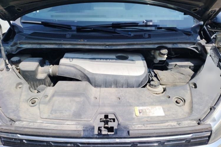 Used SAIC MAXUS G20 2020 2.0T Gasoline Automatic ZhiZun Edition Engine Bay