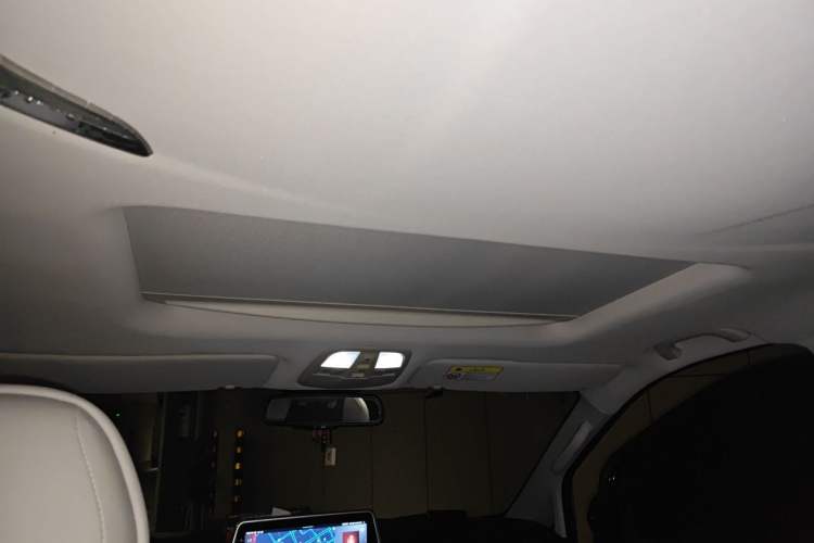 Used SAIC MAXUS G20 2020 2.0T Gasoline Automatic ZhiZun Edition Headliner