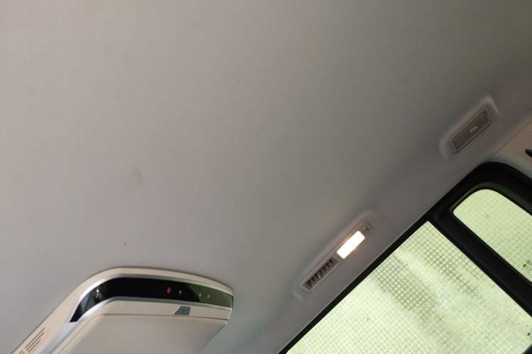 Used SAIC MAXUS G20 2020 2.0T Gasoline Automatic Luxury Edition Headliner
